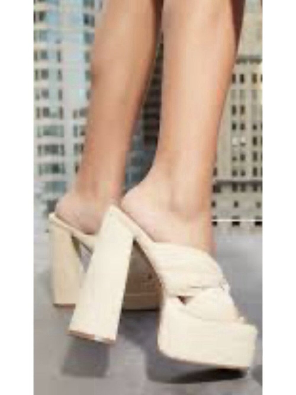 Shoe Dazzle Tracey Heeled Platform Sandals Chunky Stilettos Beige Sz 7 Y2K Bratz